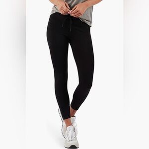 Vuori Daily Legging